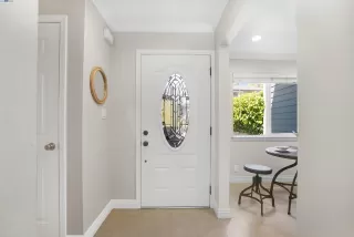 Photo #2: 41058273 Listing