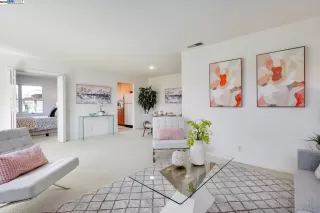 Photo #5: 41058402 Listing 