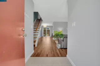 Photo #5: 41058426 Listing