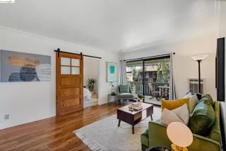 Photo #3: 41058475 Listing