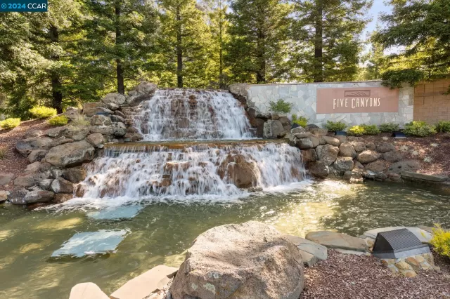 MLS: 41058506 Condo For Sale