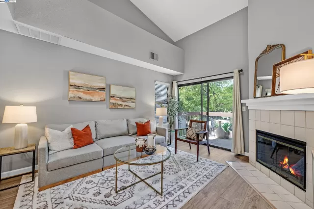MLS: 41058520 Condo For Sale