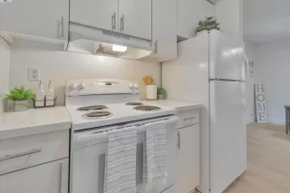 Photo #6: 41058543 Listing