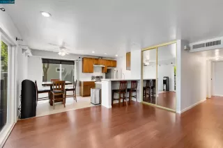 Photo #6: 41058551 Listing