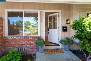 Photo #4: 41058596 Listing 