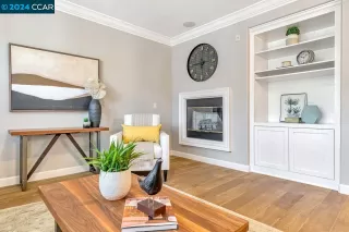 Photo #5: 41058602 Listing