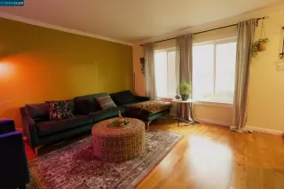 Photo #5: 41058710 Listing