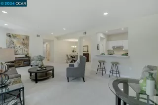 Photo #6: 41058732 Listing