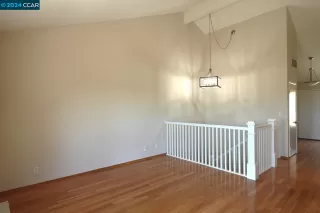 Photo #5: 41058741 Listing 