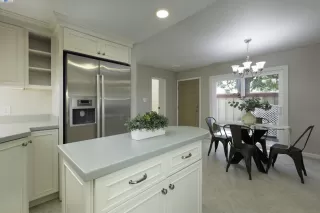 Photo #5: 41058843 Listing 
