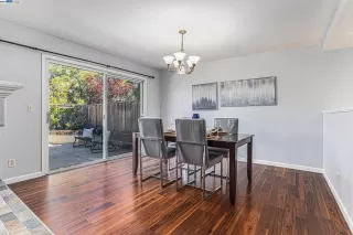 Photo #6: 41058856 Listing