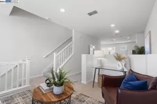 Photo #2: 41058891 Listing