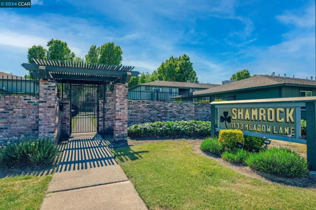 MLS: 41058893 Condo For Sale