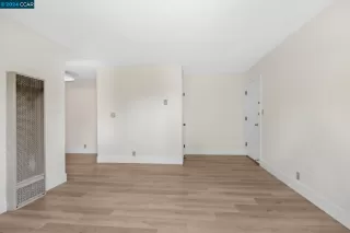 Photo #6: 41058893 Listing 