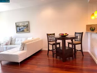 Photo #2: 41058933 Listing