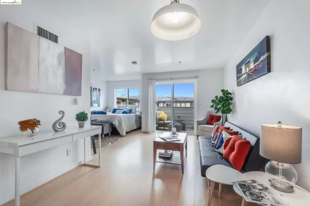 MLS: 41058939 Condo For Sale