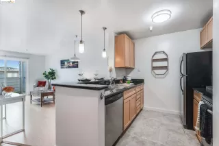 Photo #1: 41058939 Listing 