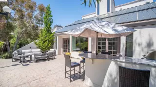 Photo #6: 41059040 Listing