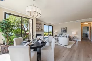 Photo #6: 41059041 Listing