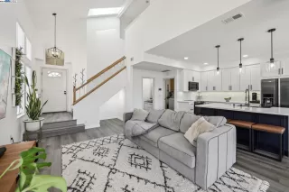 Photo #4: 41059093 Listing 