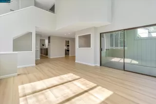 Photo #2: 41059214 Listing