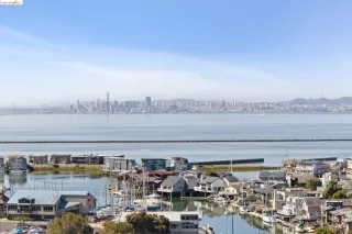 Photo #5: 41059229 Listing 