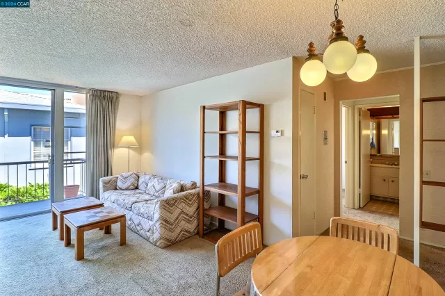 MLS: 41059268 Condo For Sale