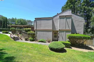 Photo #2: 41059298 Listing