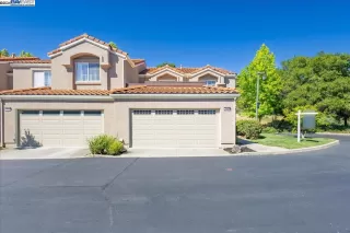 Photo #1: 41059315 Listing