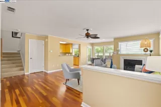 Photo #5: 41059315 Listing