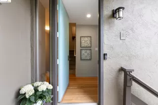 Photo #2: 41059361 Listing