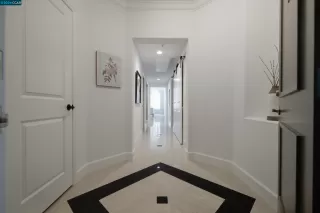 Photo #2: 41059399 Listing