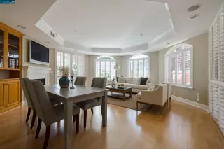 Photo #3: 41059399 Listing