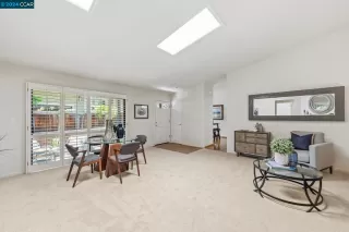 Photo #4: 41059628 Listing