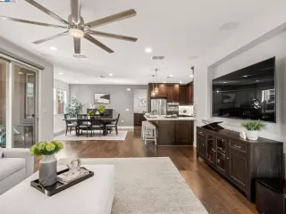 Photo #3: 41059706 Listing