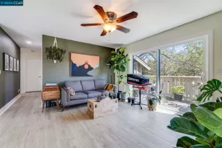 Photo #3: 41059797 Listing