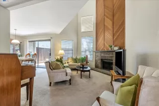 Photo #3: 41059800 Listing