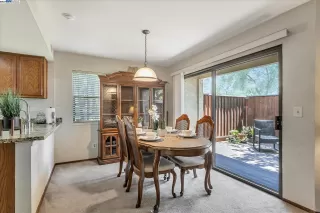 Photo #6: 41059800 Listing