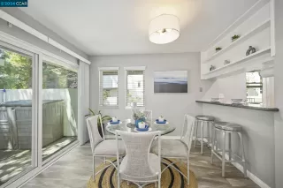 Photo #5: 41059838 Listing