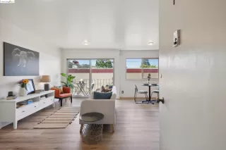 Photo #1: 41059908 Listing