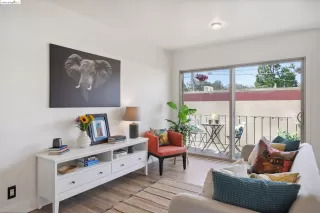 Photo #2: 41059908 Listing