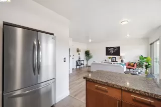 Photo #6: 41059908 Listing