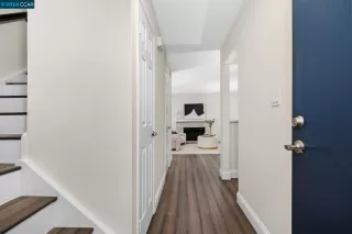 Photo #2: 41059952 Listing 