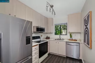 Photo #4: 41059952 Listing 