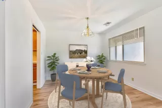 Photo #5: 41059953 Listing