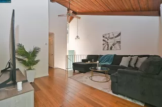 Photo #4: 41059980 Listing 