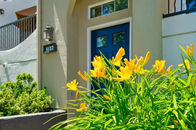 MLS: 41060054 Condo For Sale