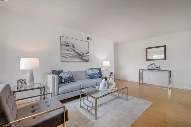 MLS: 41060086 Condo For Sale