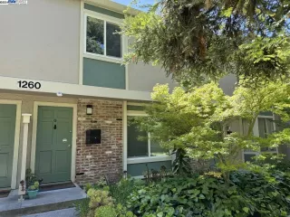 Photo #1: 41060102 Listing 
