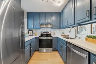 Photo #1: 41060112 Listing